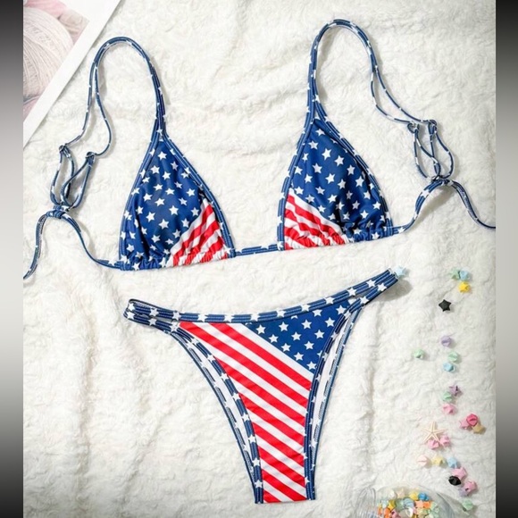 🇺🇸 Triangle Top American Flag Print Bikini Set - Picture 2 of 12
